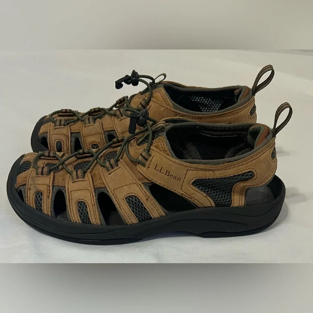 L.L.Bean Men’s 10M Closed Toe Sport River Hiking Water Sandals Tan